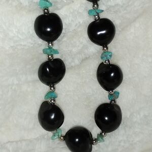 High end Hawaiian kukui nut necklace!